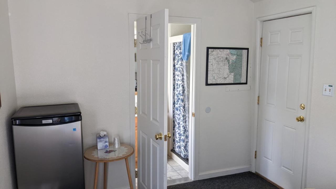 Apple Place Room #1 Miramonte ภายนอก รูปภาพ